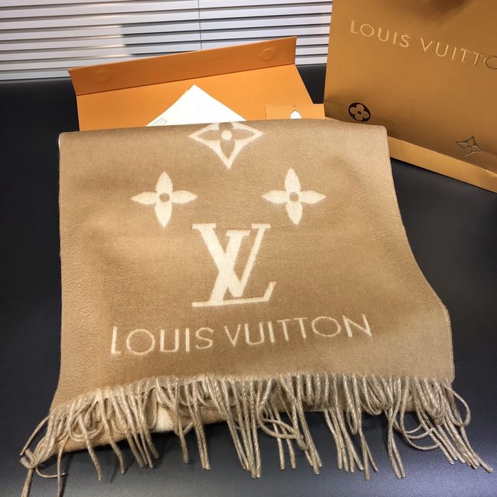 Louis Vuitton Scarf LV00042